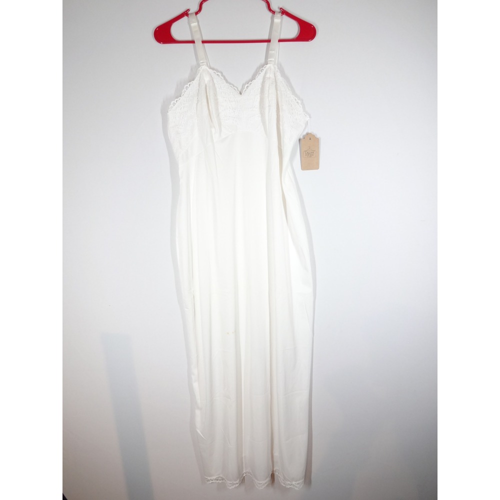 Vintage 60s Full Slip Dress Women 36 White Lace Trim Maxi Coquette Cottagecore